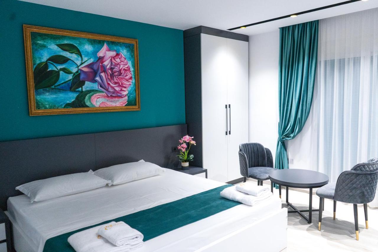 Jata Crown Hotel Tiranë Eksteriør bilde