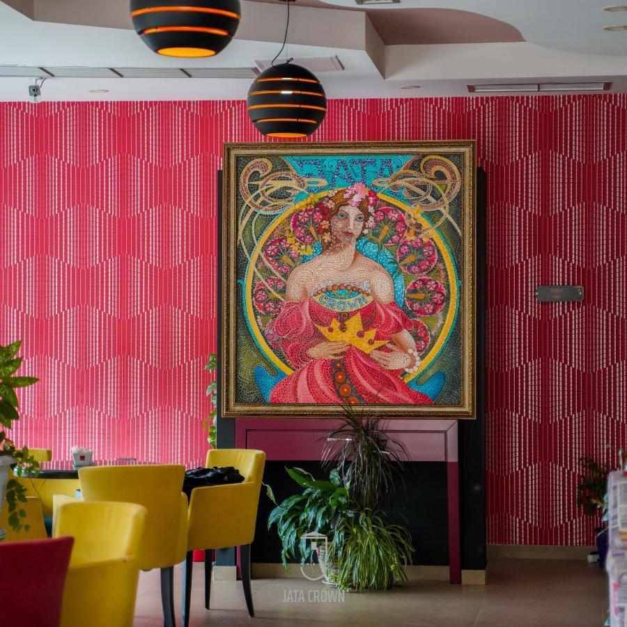Jata Crown Hotel Tiranë Eksteriør bilde
