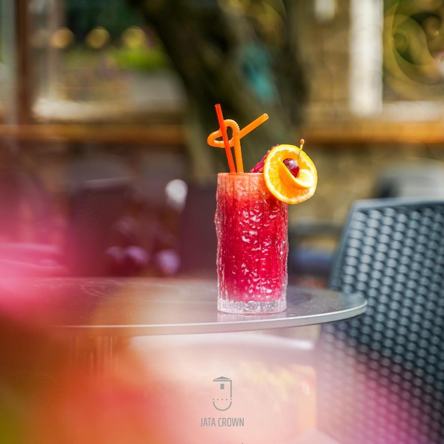 Jata Crown Hotel Tiranë Eksteriør bilde