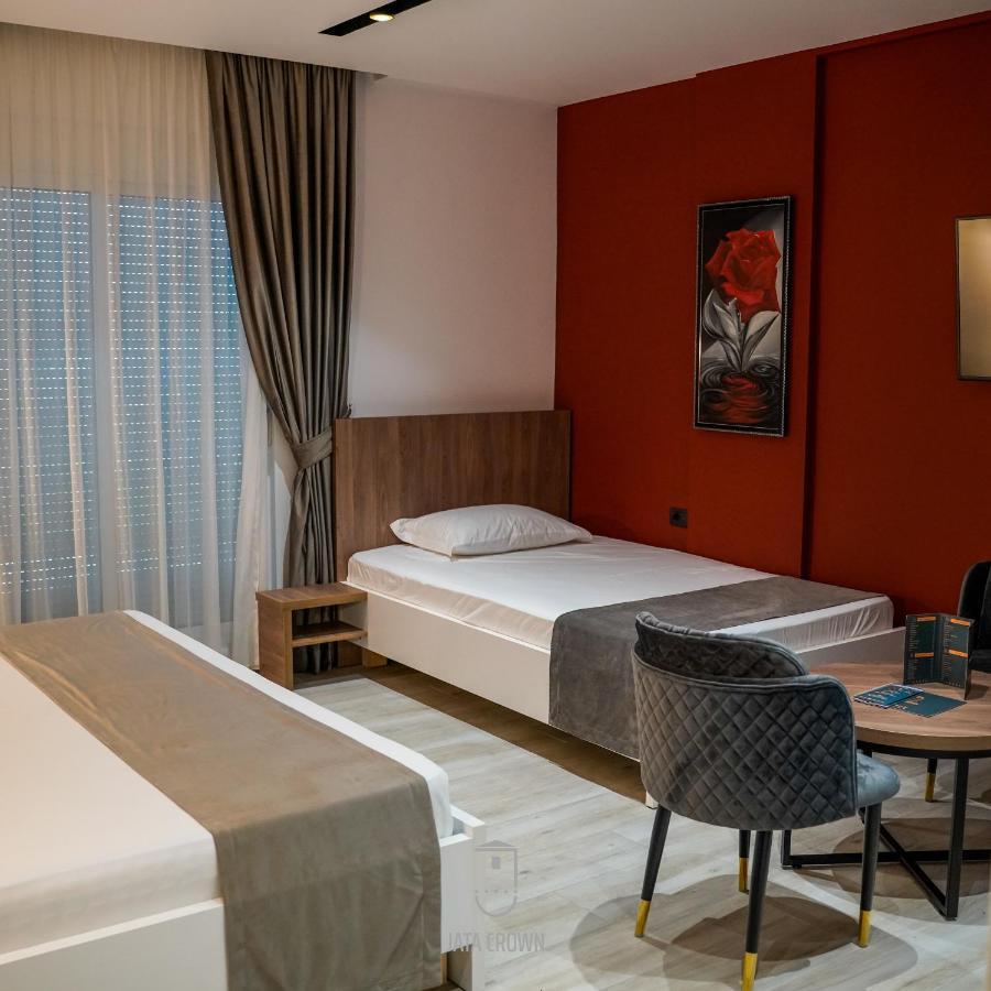 Jata Crown Hotel Tiranë Eksteriør bilde
