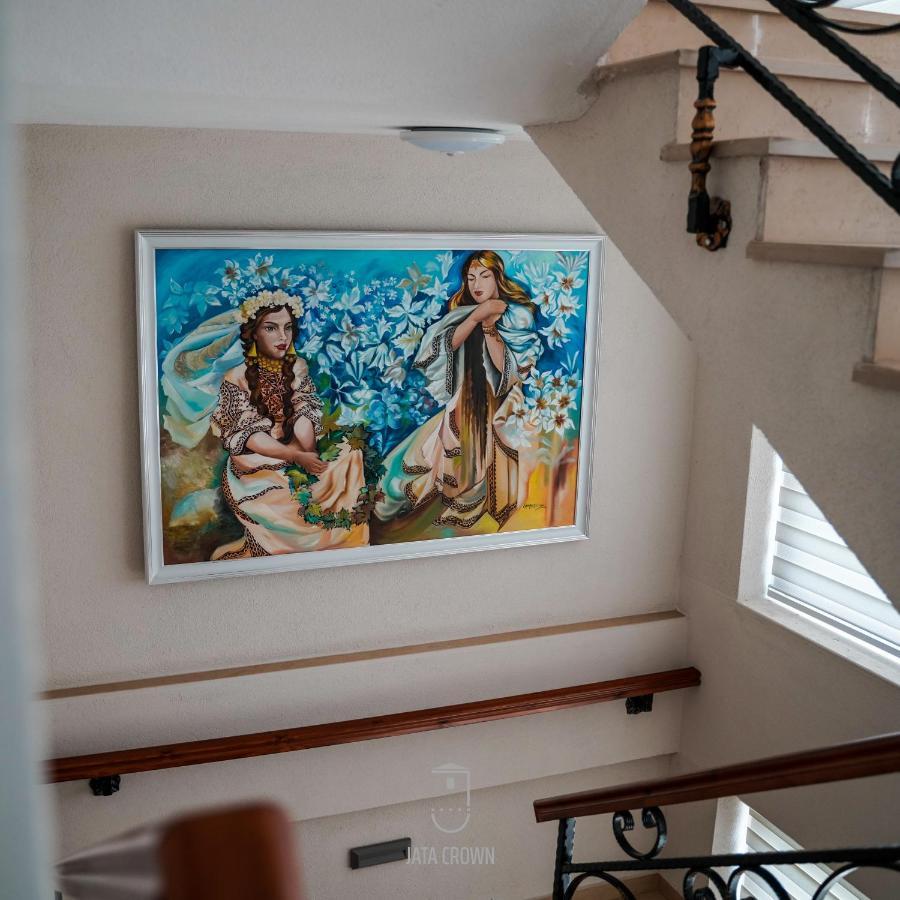 Jata Crown Hotel Tiranë Eksteriør bilde